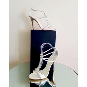 Giuseppe zanotti women swarov crystal  sandals.